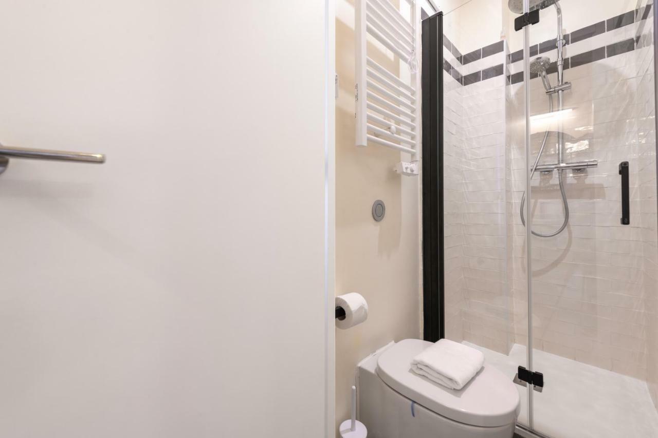 Wonderful Apartment Chueca Madrid Bagian luar foto